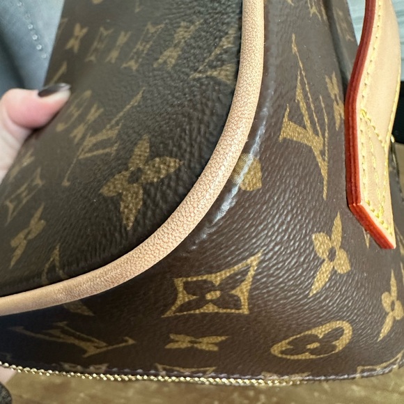 Louis Vuitton Toiletry Brown Monogram Cosmetic Case - Picture 13 of 15